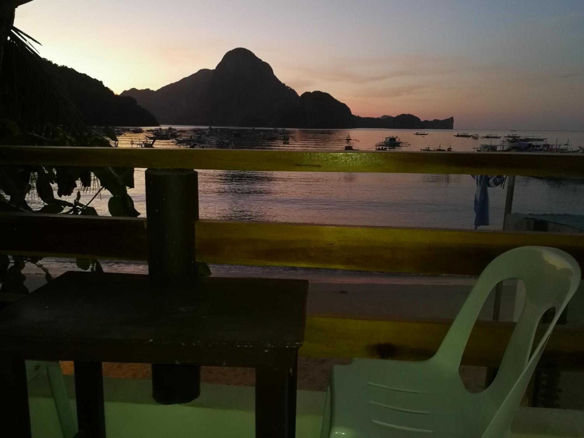 Joyful Guest House El Nido Ngoại thất bức ảnh